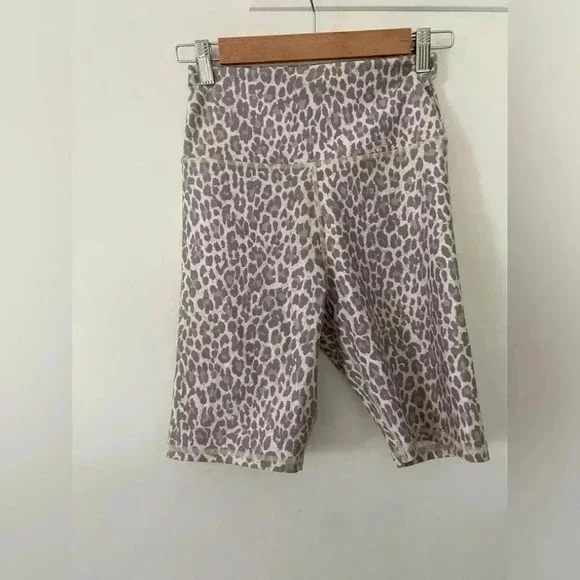 Calme by Johnny Was endurance bike shorts leopard print size s - Picture 1 of 3